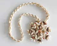 Collier cauris polynésien